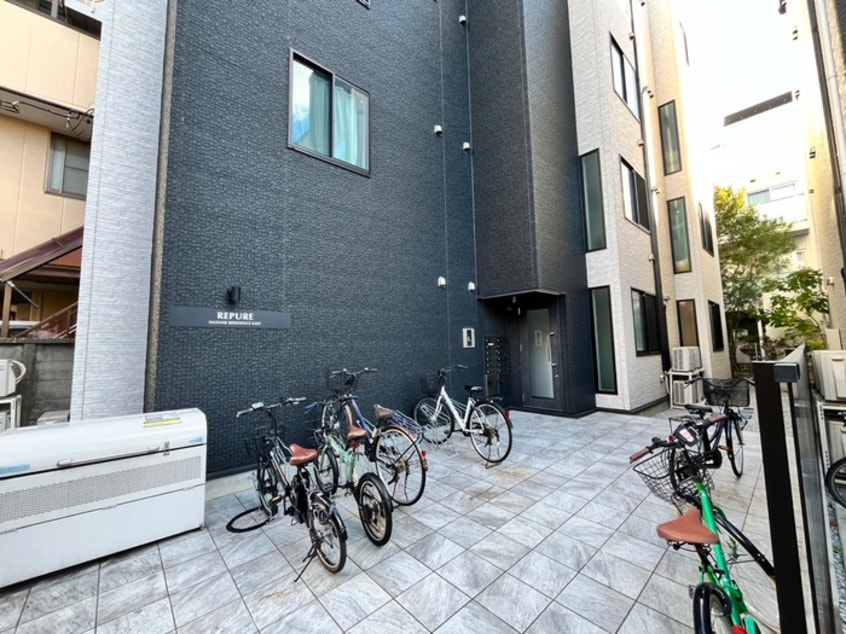 エントランス部分 レピュア蓮根レジデンスEAST