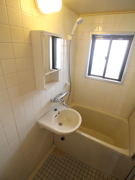 バス／シャワールーム等 茨田ビル（１・２階）