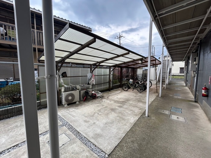 駐輪場 コンフォール湘南