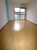 居室 フローラル壱番館