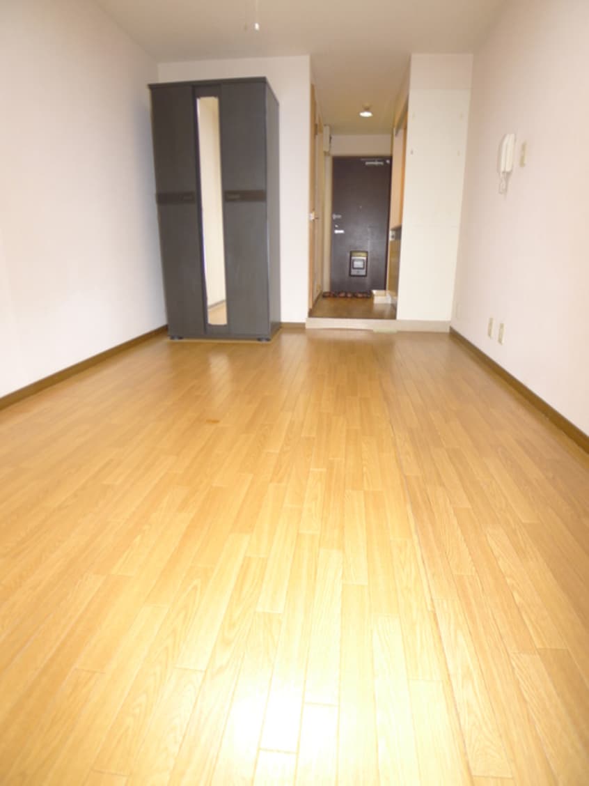 居室 フローラル壱番館