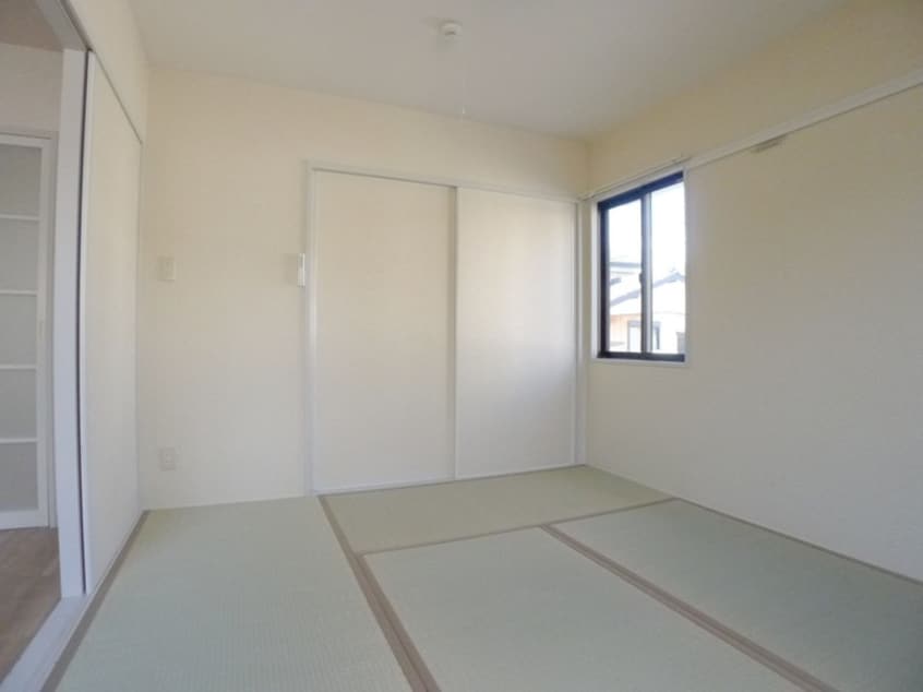 居室 チェリーヒルズコート