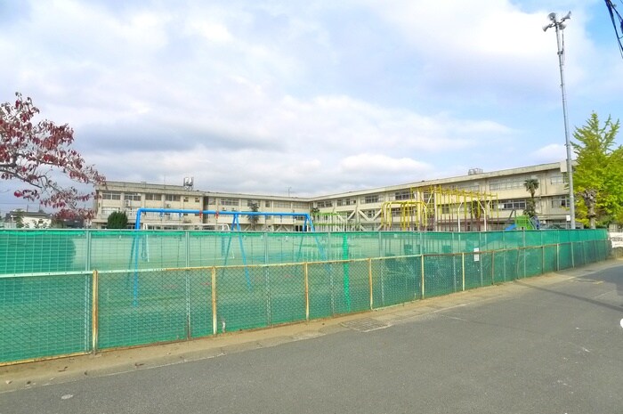 馬橋小学校(小学校)まで257m クレアンヌ－ブ