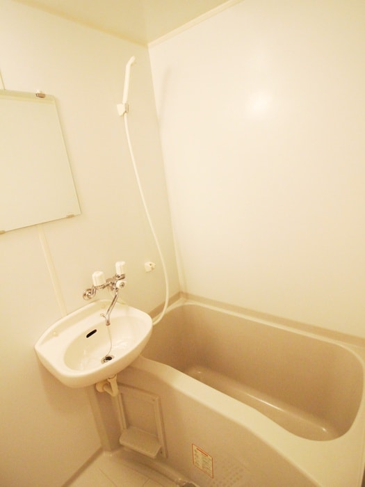 バス／シャワールーム等 アム－ル小松