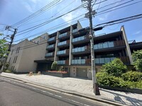 ＢＡＵＳ　ＳＴＡＧＥ　広尾