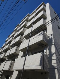 ｶﾞﾘｼｱ菊川ｴｽﾄｩﾃﾞｨｵ(209)