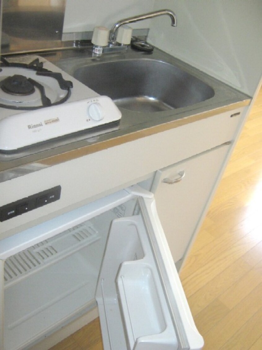 キッチン ヒルズＨＯＪＯ