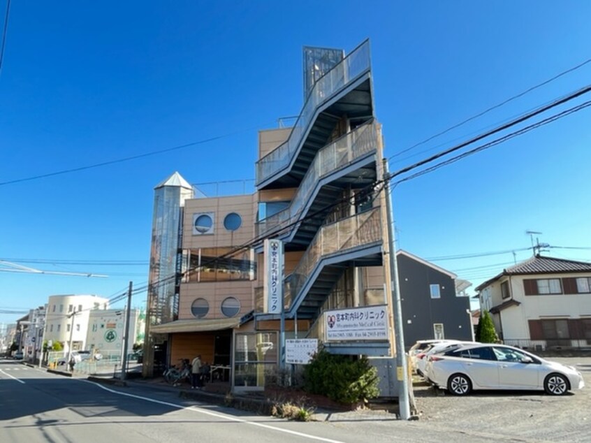 宮本町内科クリニック(病院)まで613m 明和ハウス