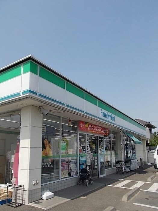 ファミリーマート 青梅大門三丁目店(コンビニ)まで368m プレミアム