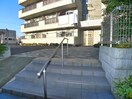 エントランス部分 ロイヤルハイム