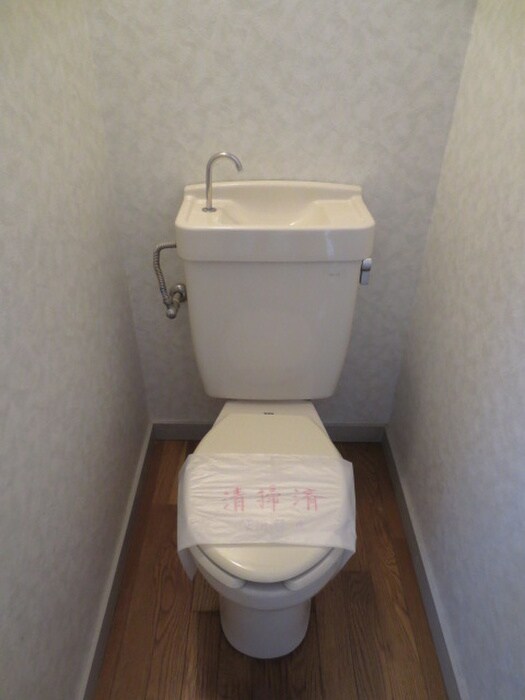 トイレ ラ・ベルティ－町田