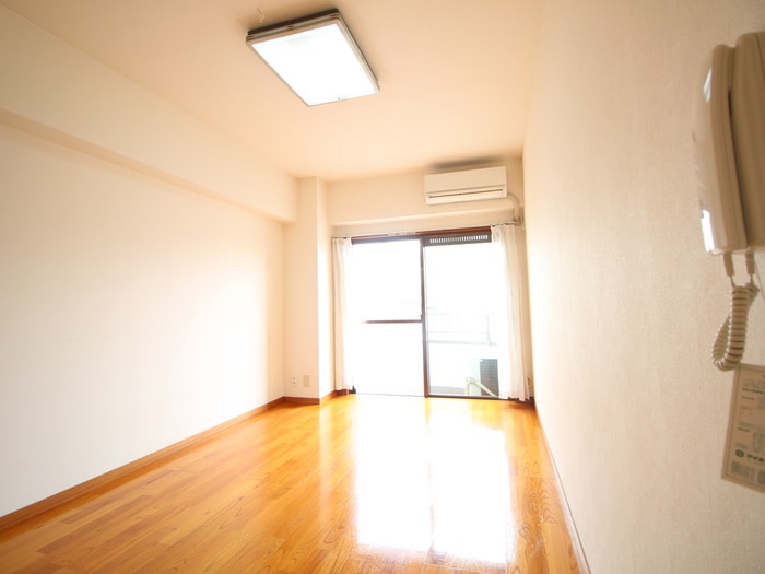 居室 ホワイトホルン