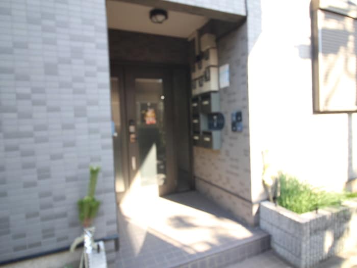 エントランス部分 セブンハイツ