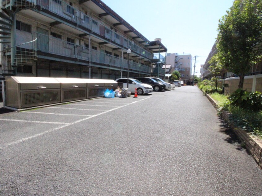 駐車場 コンフォ－ル府中