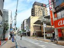 茶沢通り(公園)まで50m Opus　Uno　Sangenjaya