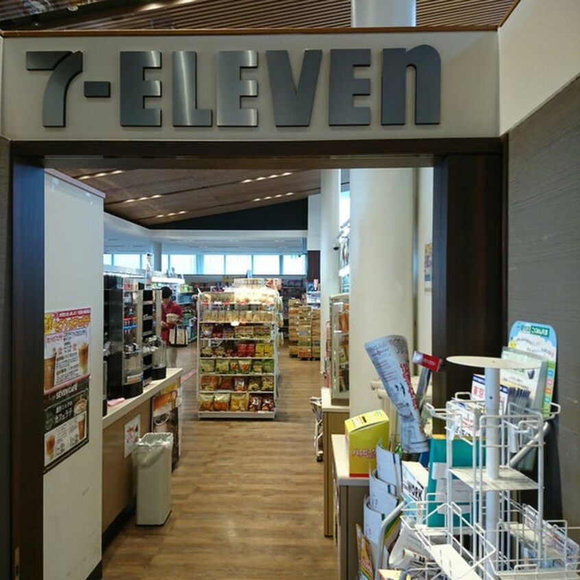 セブンイレブン(コンビニ)まで385m オムニア北里