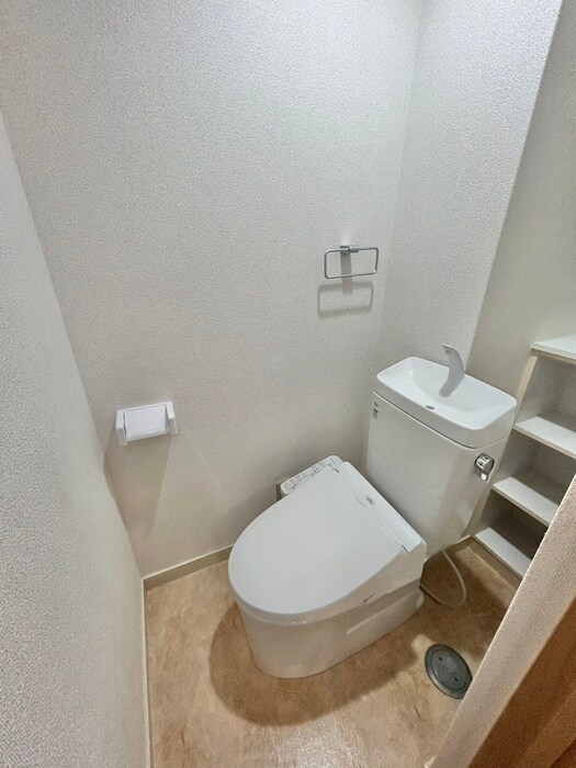 トイレ ヴィラロッソカバーロ