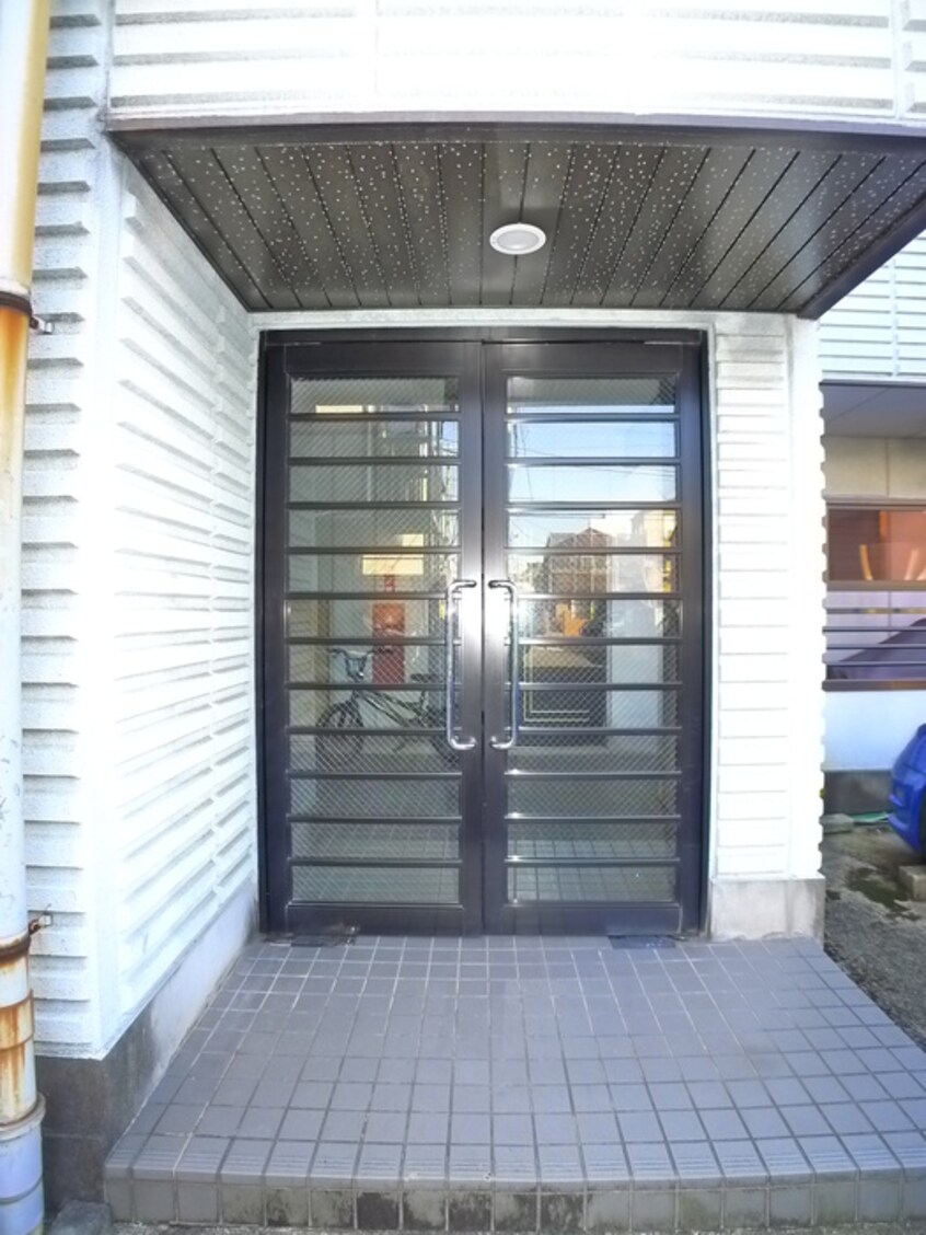 エントランス部分 リヴハイム杉浦