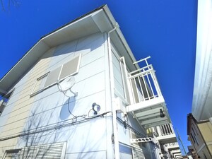 フローラ・シズ