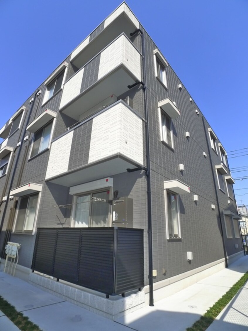 外観写真 GOLDEN　RINGS　１　２