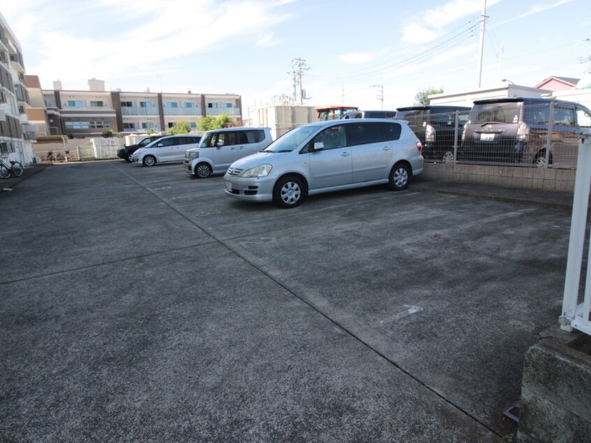 駐車場 サンパレス湘南