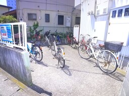 駐輪場