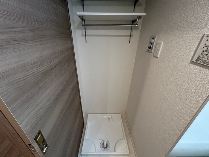 洗濯機置場 グラナーデ東新町