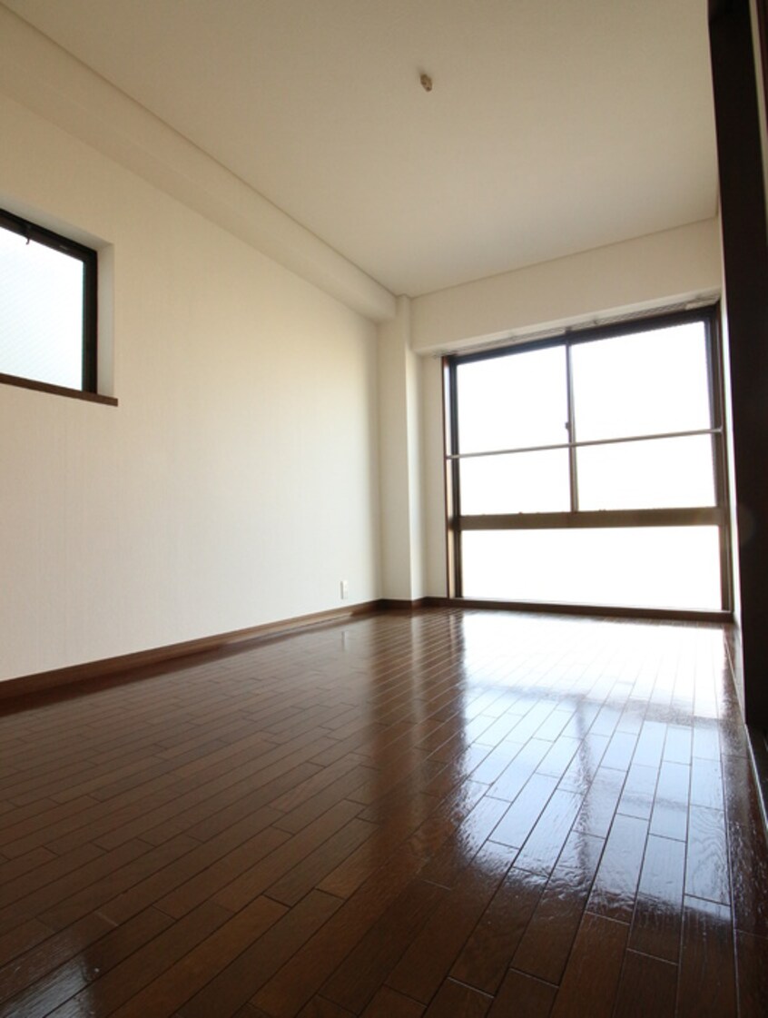 居室 ホワイトヒルズ宮崎台(202)