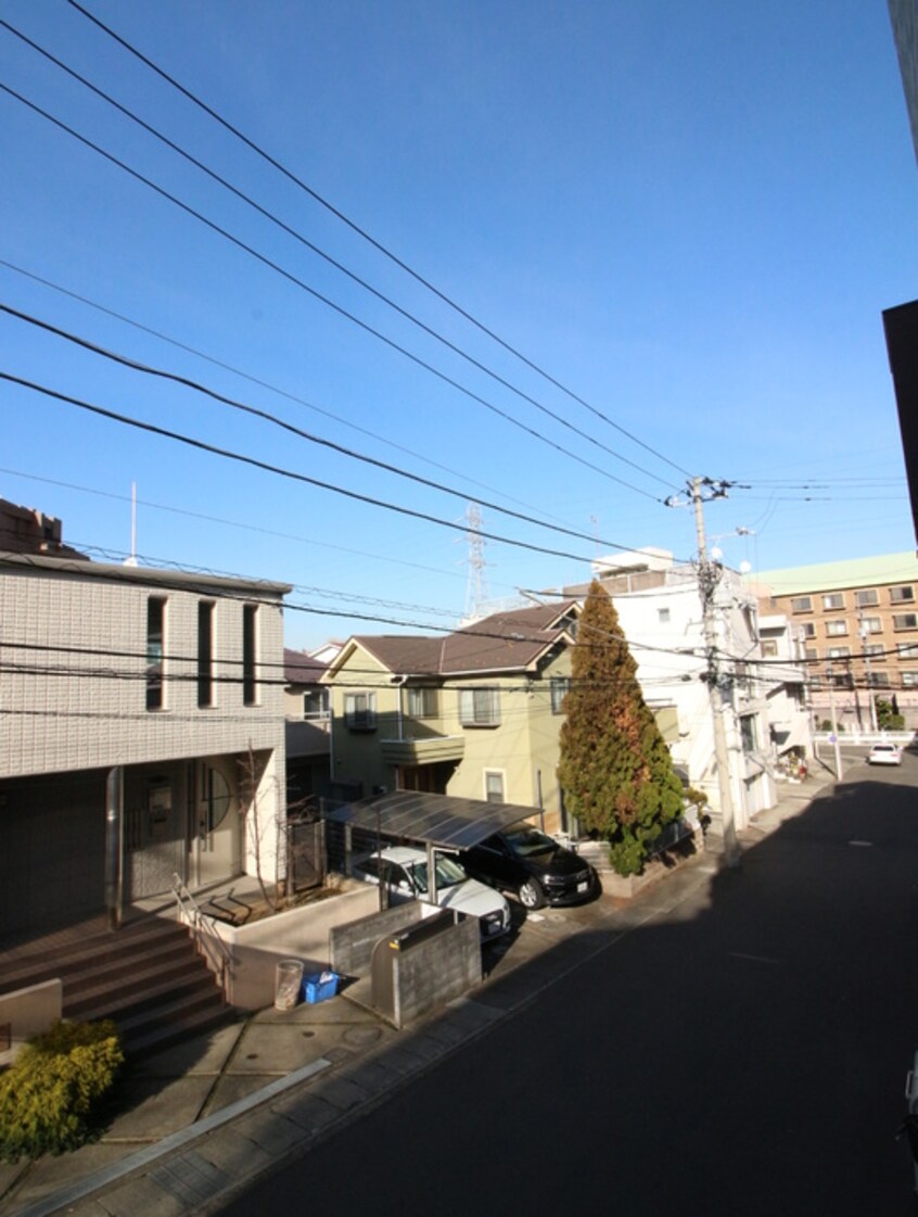 室内からの展望 ホワイトヒルズ宮崎台(202)