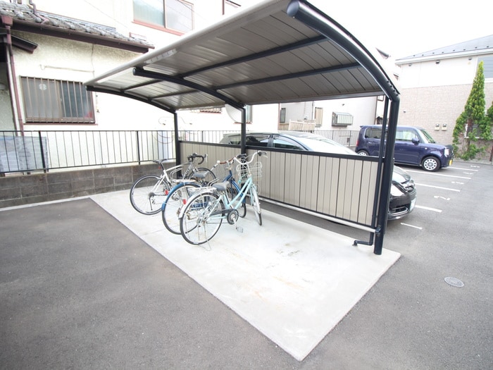 駐輪場 リルゥ