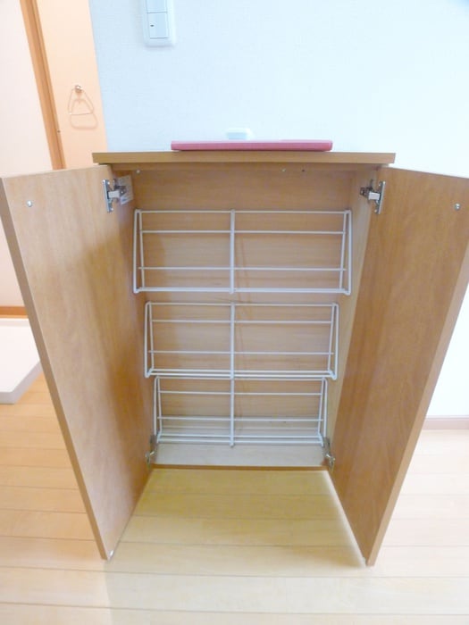 靴箱 クレヴァ－ビル北綾瀬