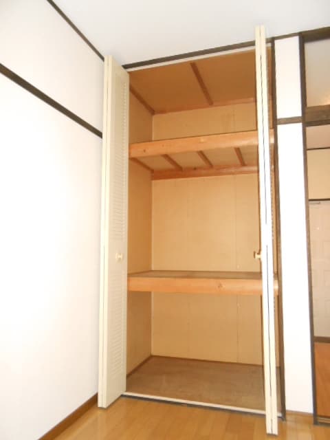収納 メルハイム東大泉