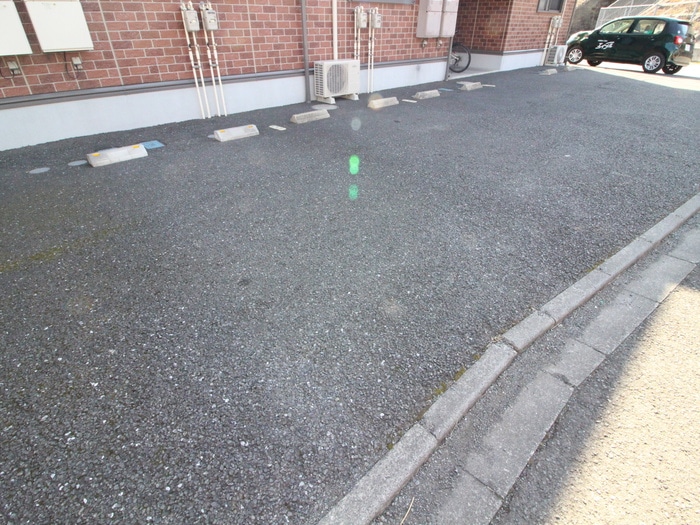 駐車場 フォンティ－ヌⅡ