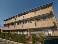 フォレスト小山