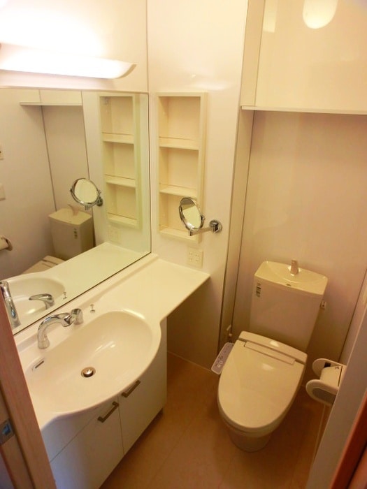 バス／シャワールーム等 サニーコート