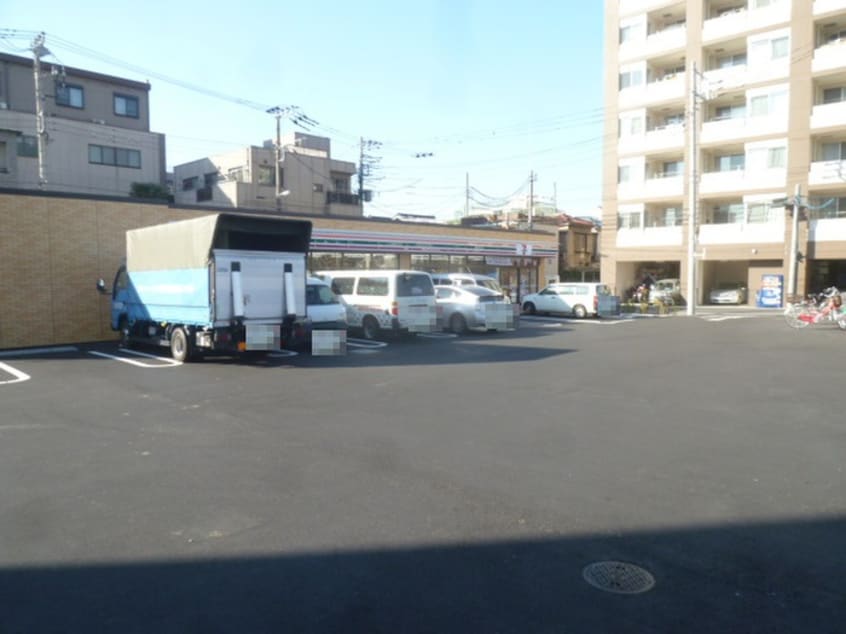 セブンイレブン(コンビニ)まで132m アイルカナーレ向島