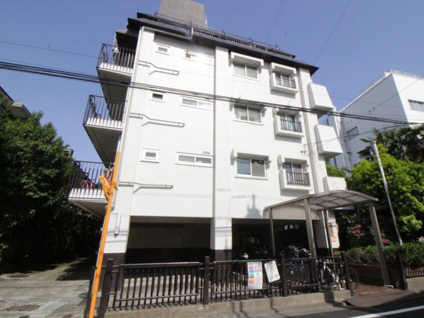 外観写真 ウィスタリア中野