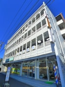 平和マンションの外観