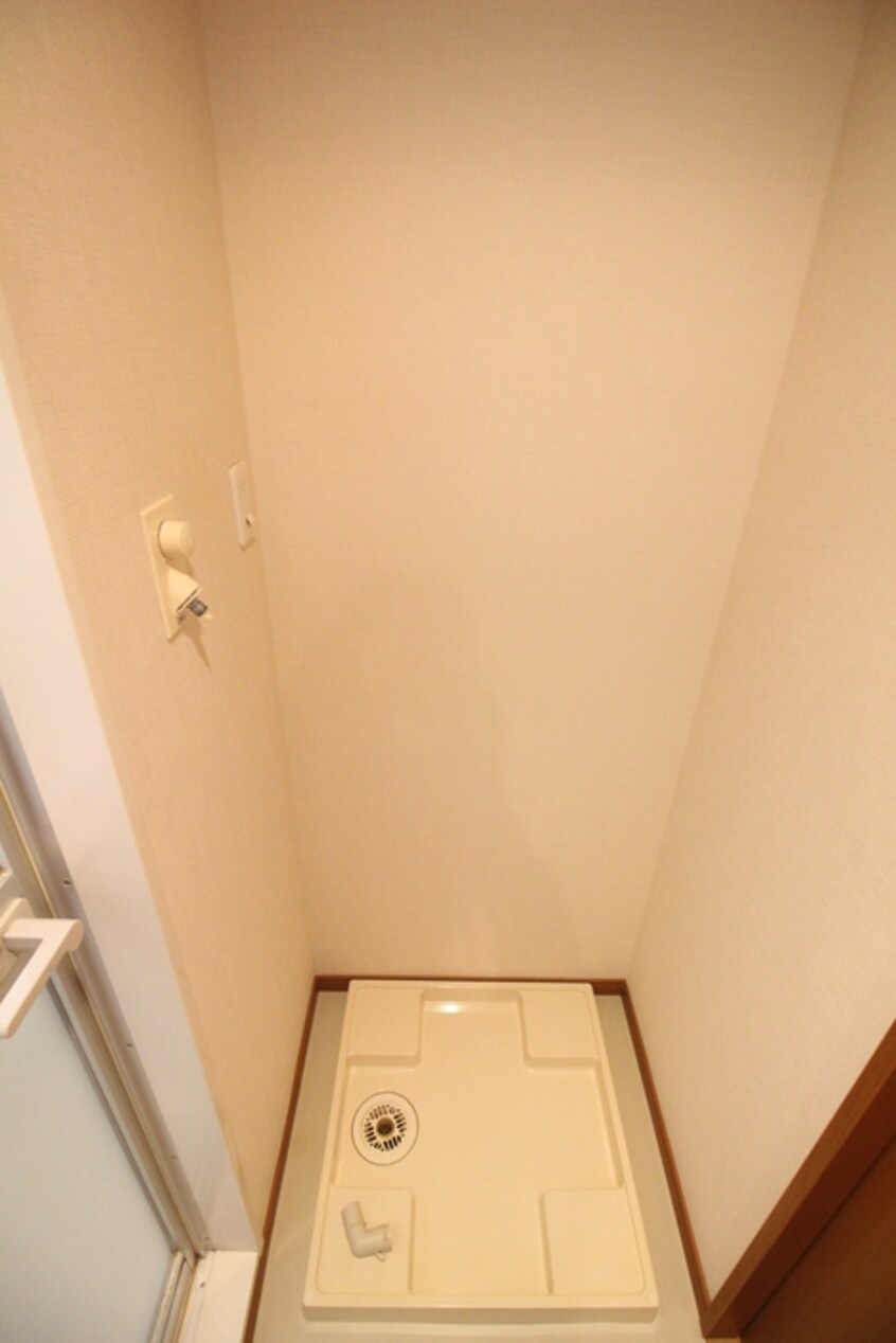 洗濯機置場 ジュエルコ－ト学芸大学壱番館