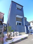 アコモ本千葉の外観