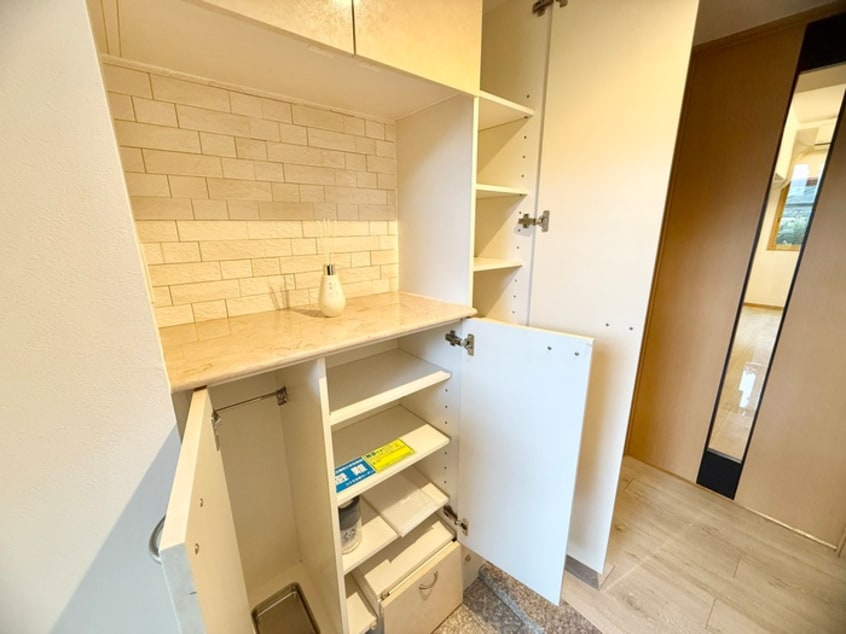 靴箱 ｺｽﾓ与野ｶﾞ-ﾃﾞﾝｼﾃｨ参番館(102)