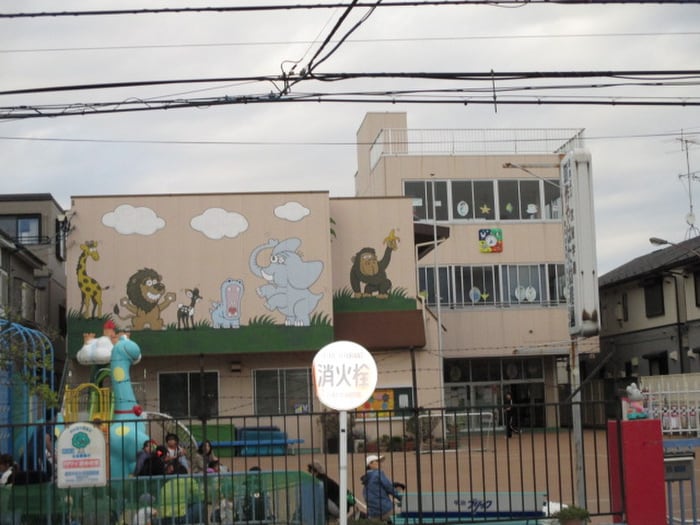 新作やはた幼稚園(幼稚園/保育園)まで100m プチメゾンココ