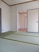 居室 アーバン６８１