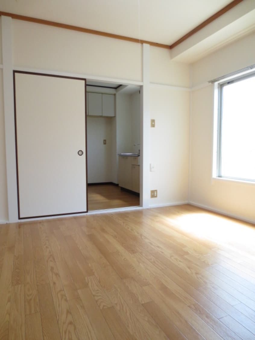 省エネ性能ラベル アーバン６８１