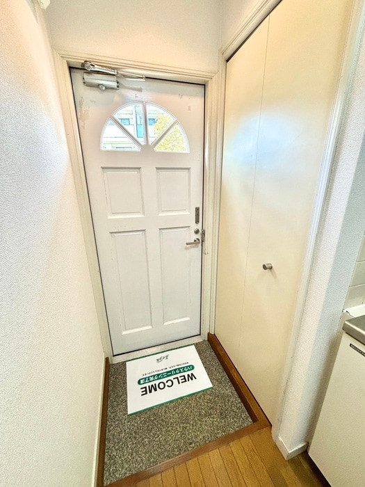 玄関 リトルホワイトハウス