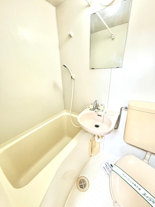 バス／シャワールーム等 リトルホワイトハウス