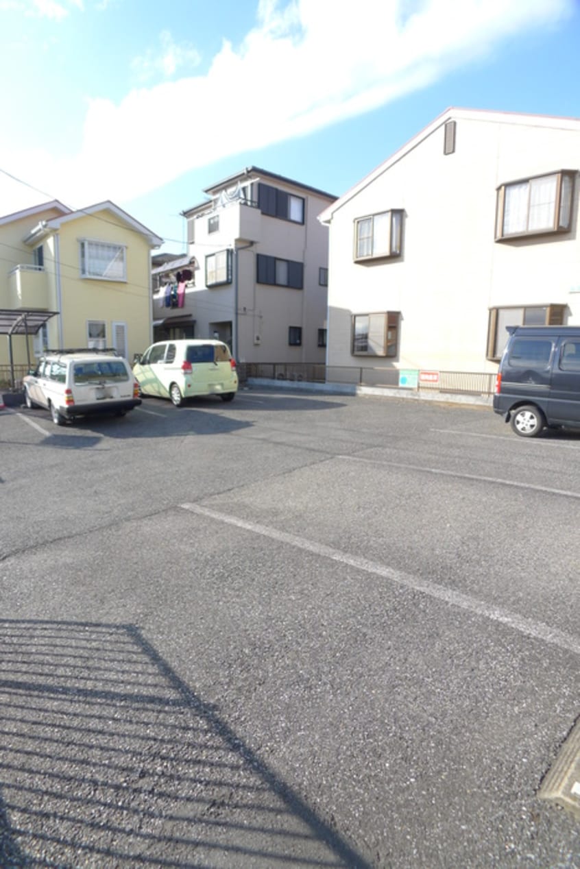 駐車場 山コウコーポラス