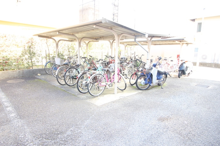 駐輪場 パレス宮上