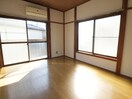 居室 三洋ハイツ