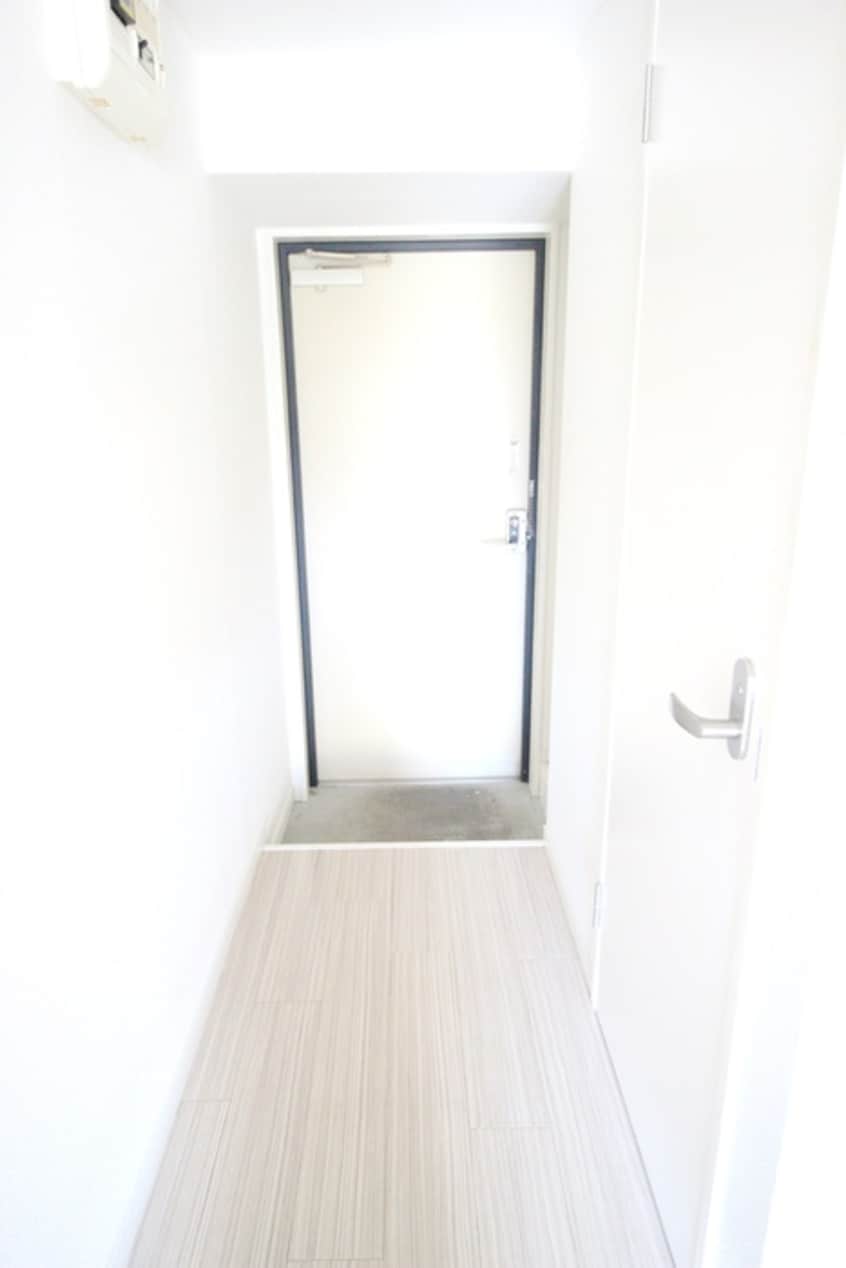 廊下 メイプルエイト